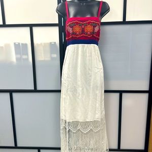 Must Have! Woman’s summer/vacation dress